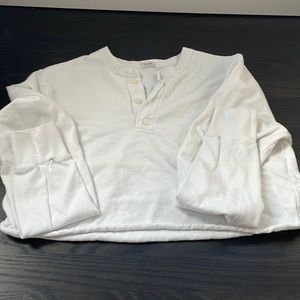 white long sleeve crop top